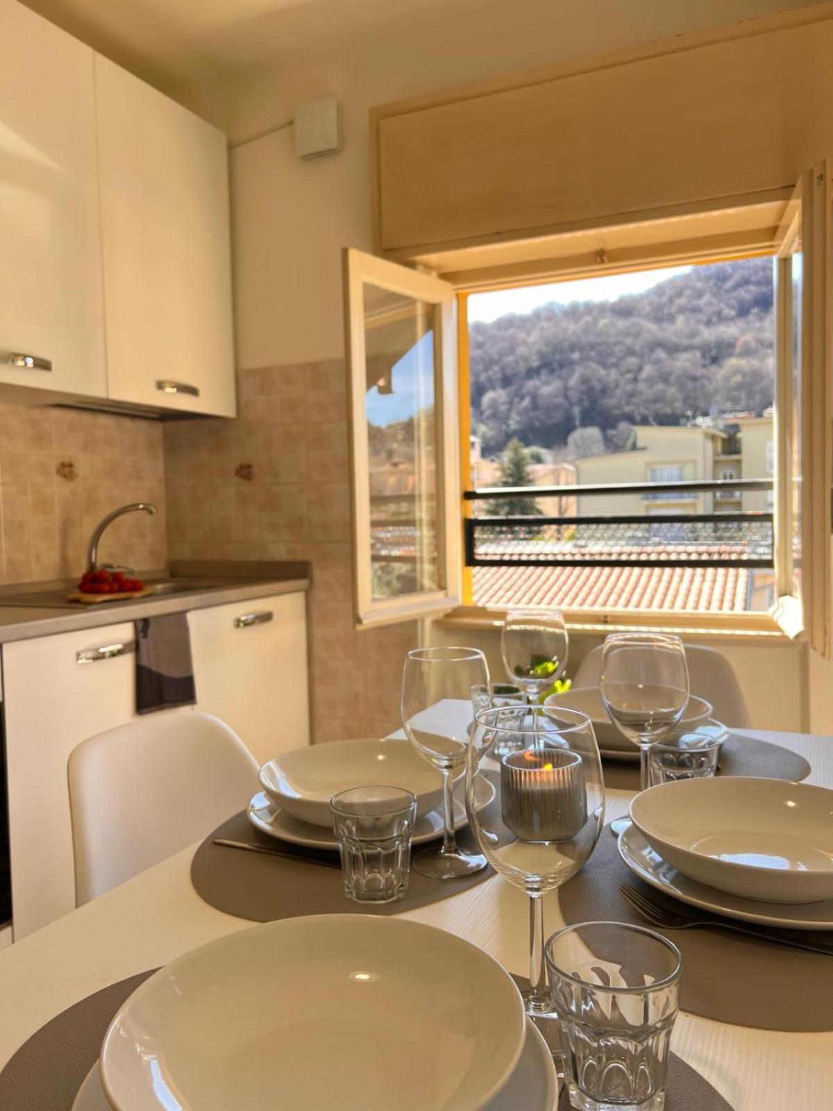La Mansarda Apartment Como Luaran gambar