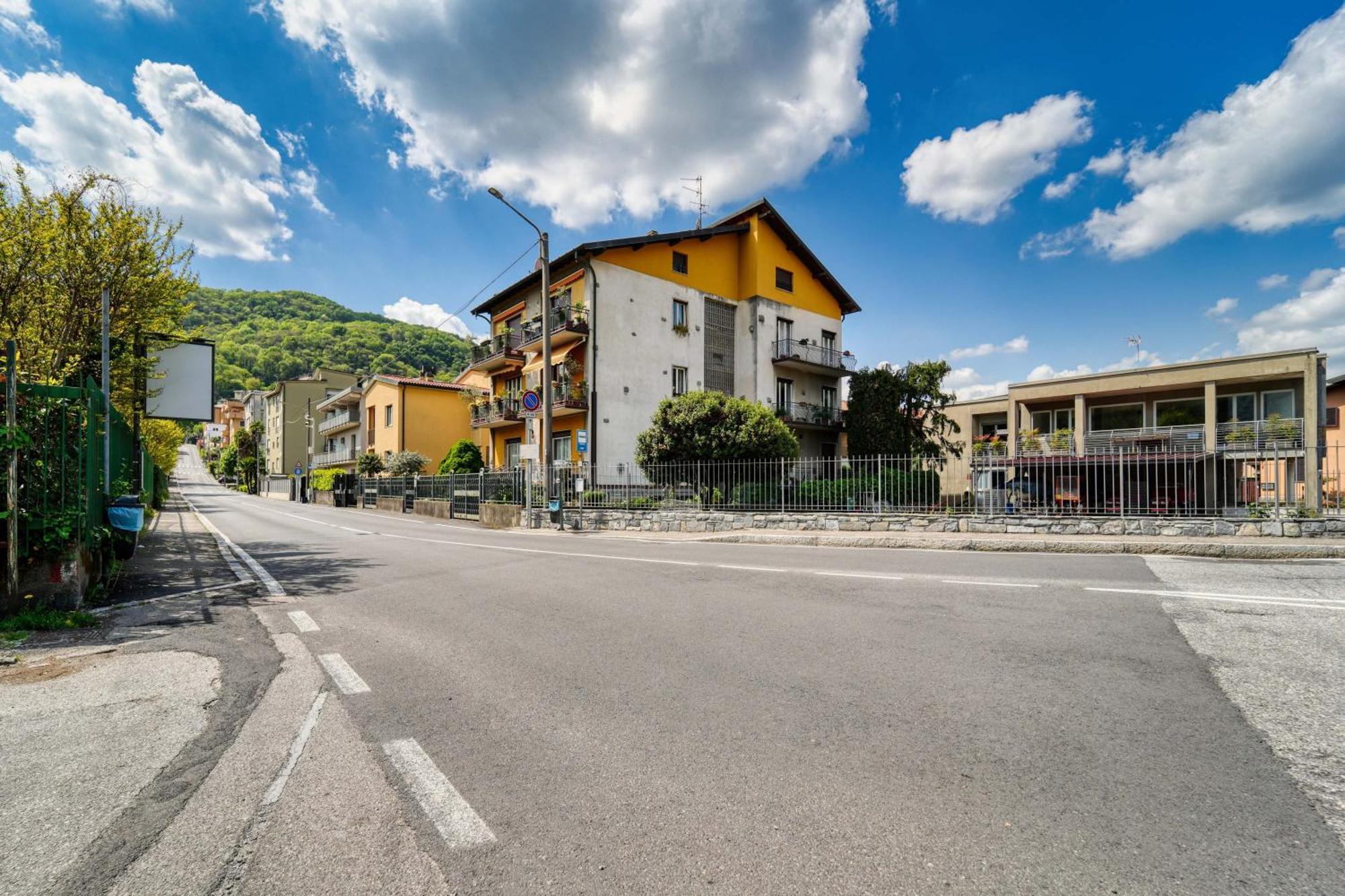 La Mansarda Apartment Como Luaran gambar