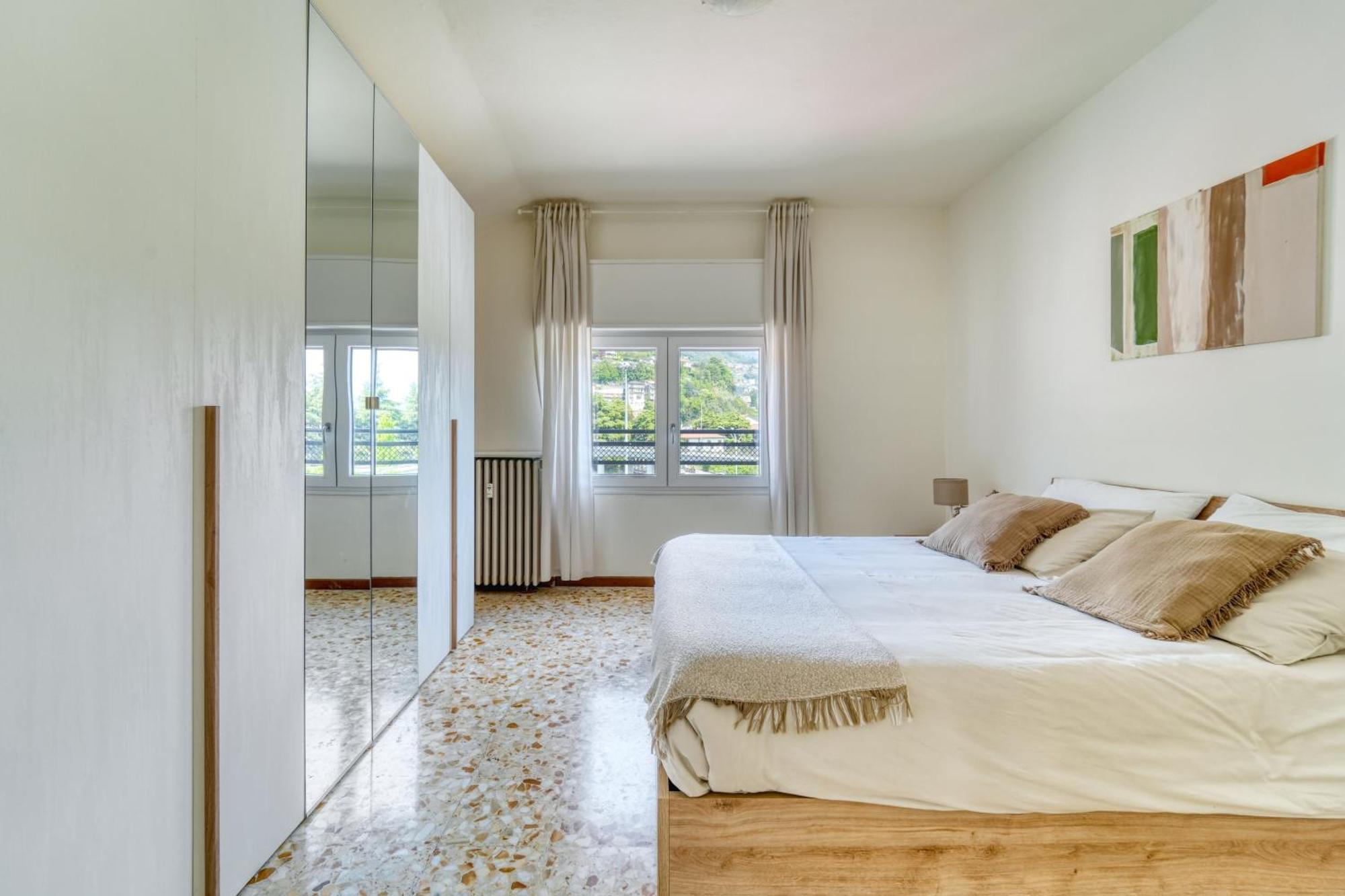 La Mansarda Apartment Como Luaran gambar