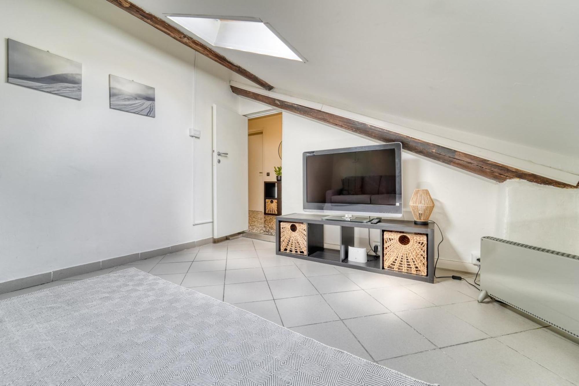 La Mansarda Apartment Como Luaran gambar